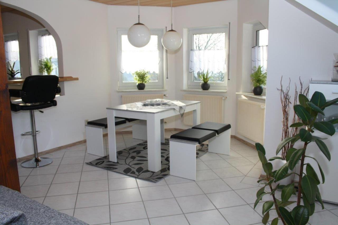 Ferienwohnung Kempf Mandelbachtal Ommersheim Exterior photo